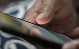 मोबाइल एप: व्यक्तिगत विवरणमा एपको पहुँच हुँदा के जोखिम हुन सक्छ, सुरक्षित कसरी हुने?